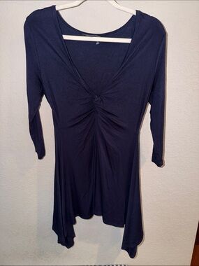 Karen Kane Navy Twist-Front 3/4 Sleeve Tunic